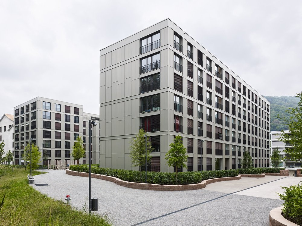 Greencity B4 Süd, Nordfassade und Öffnung des Innenhofs